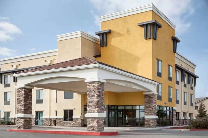 Independent (Sphc) University Hotel Davis Area By Ihg