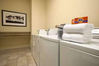 Hotel Independent (Sphc) University Hotel Davis Area By Ihg photo 1