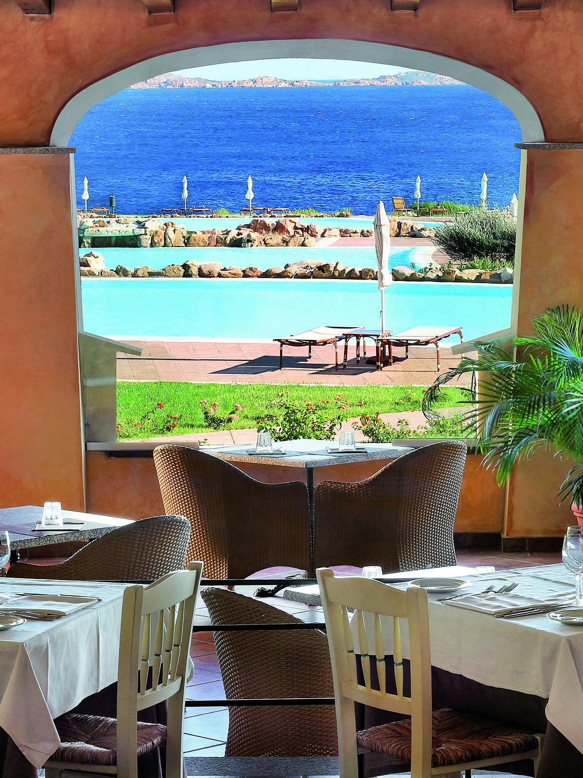 Hotel Colonna Resort photo 3