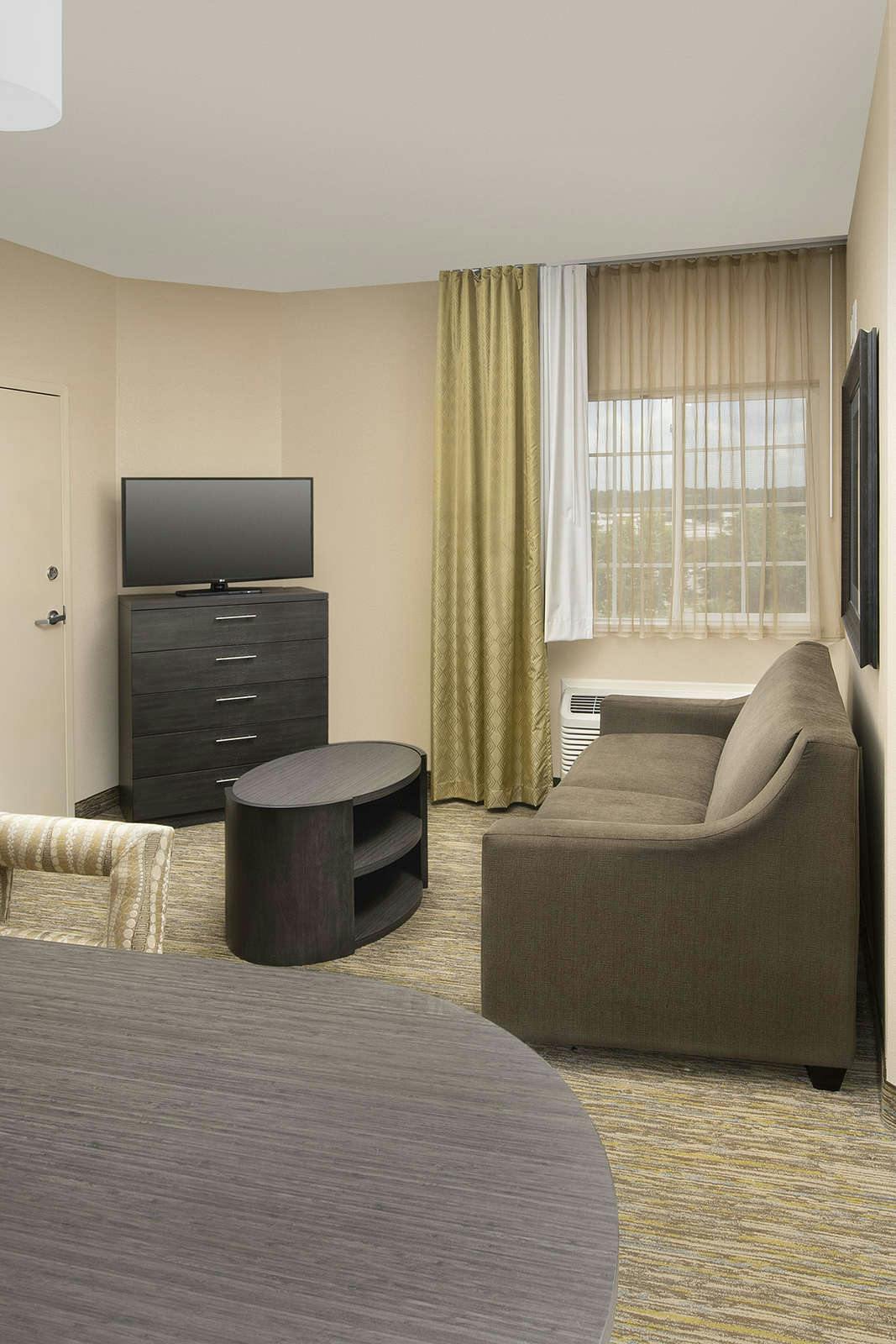 Hotel Candlewood Suites Charleston Ashley Phosphate photo 3