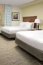Hotel Candlewood Suites Bluffton photo 2