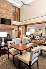 Hotel Staybridge Suites Charlotte Ballantyne photo 5