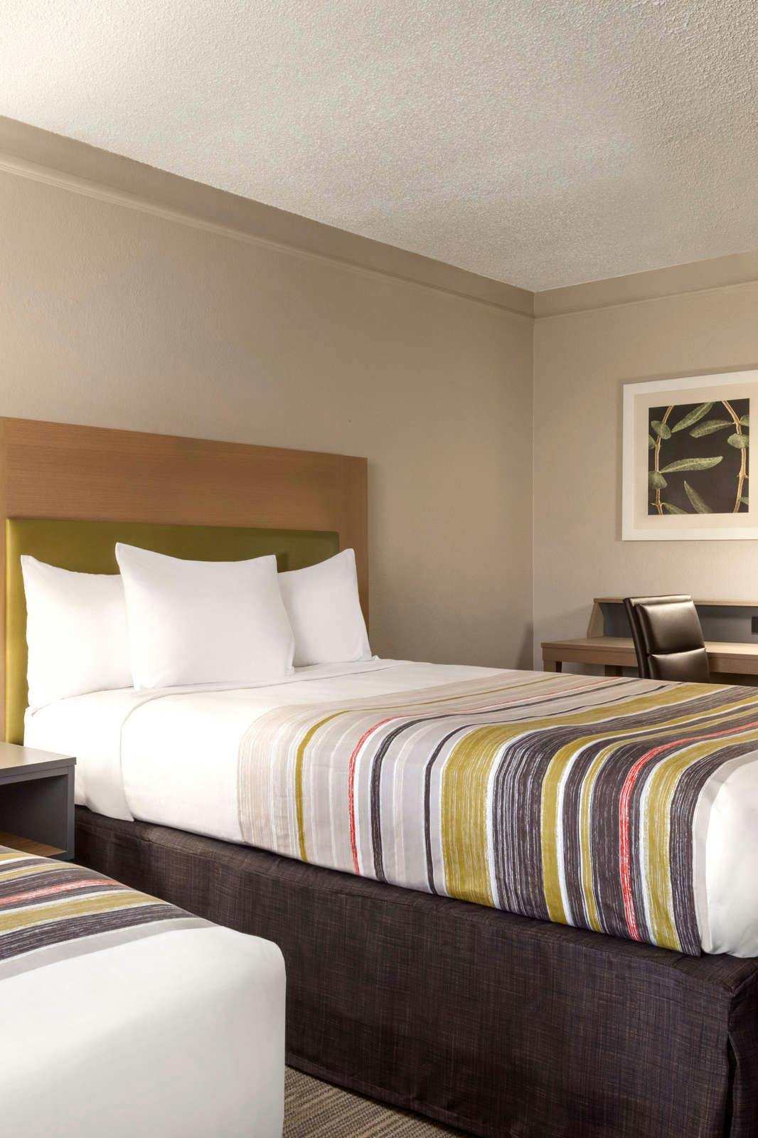 Hotel Country Inn & Suites by Radisson, Hoffman Estates, IL photo 3