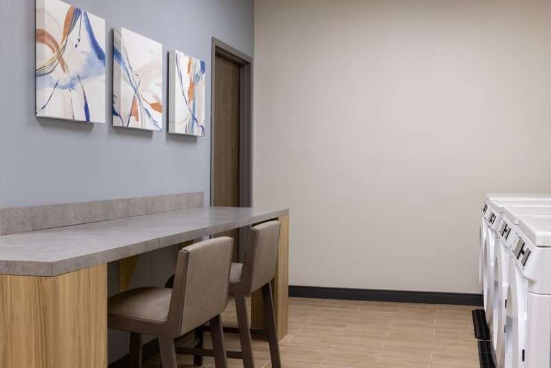 Hotel Candlewood Suites ANCHORAGE - MIDTOWN by IHG photo 3