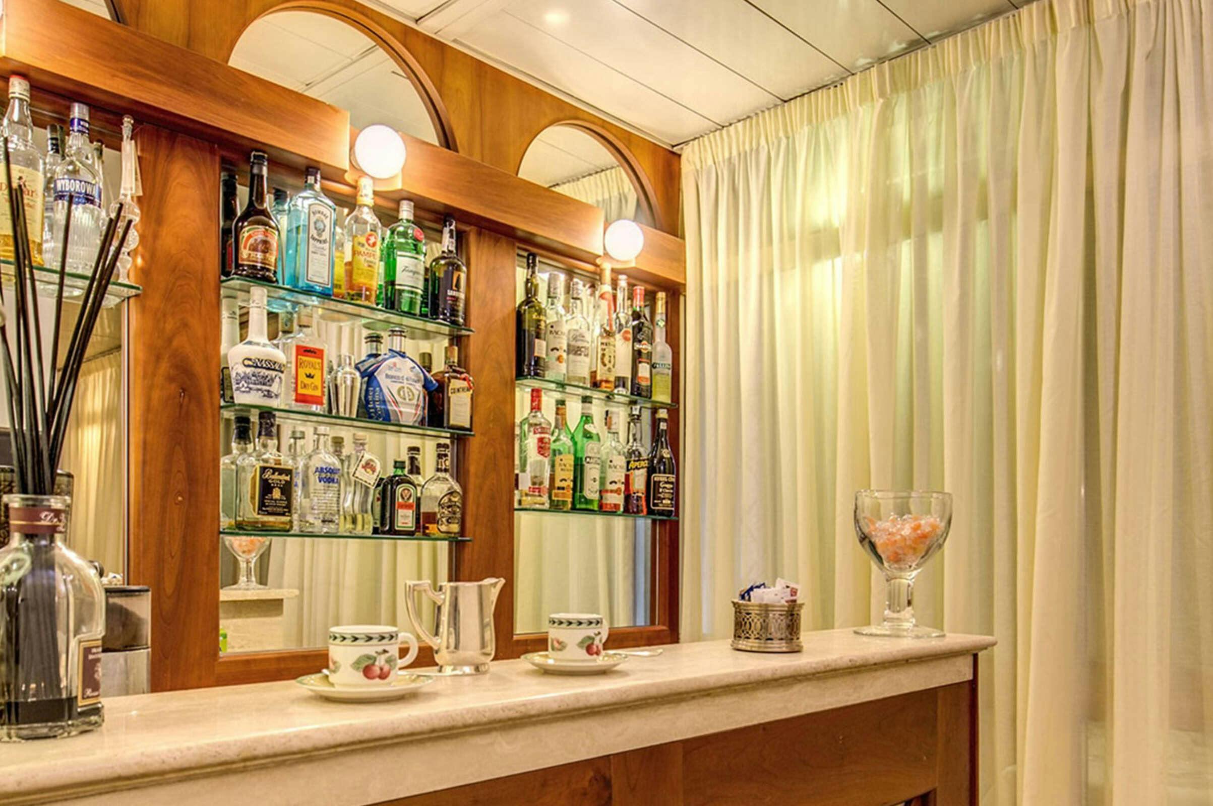 Hotel Hotel Cortina photo 1