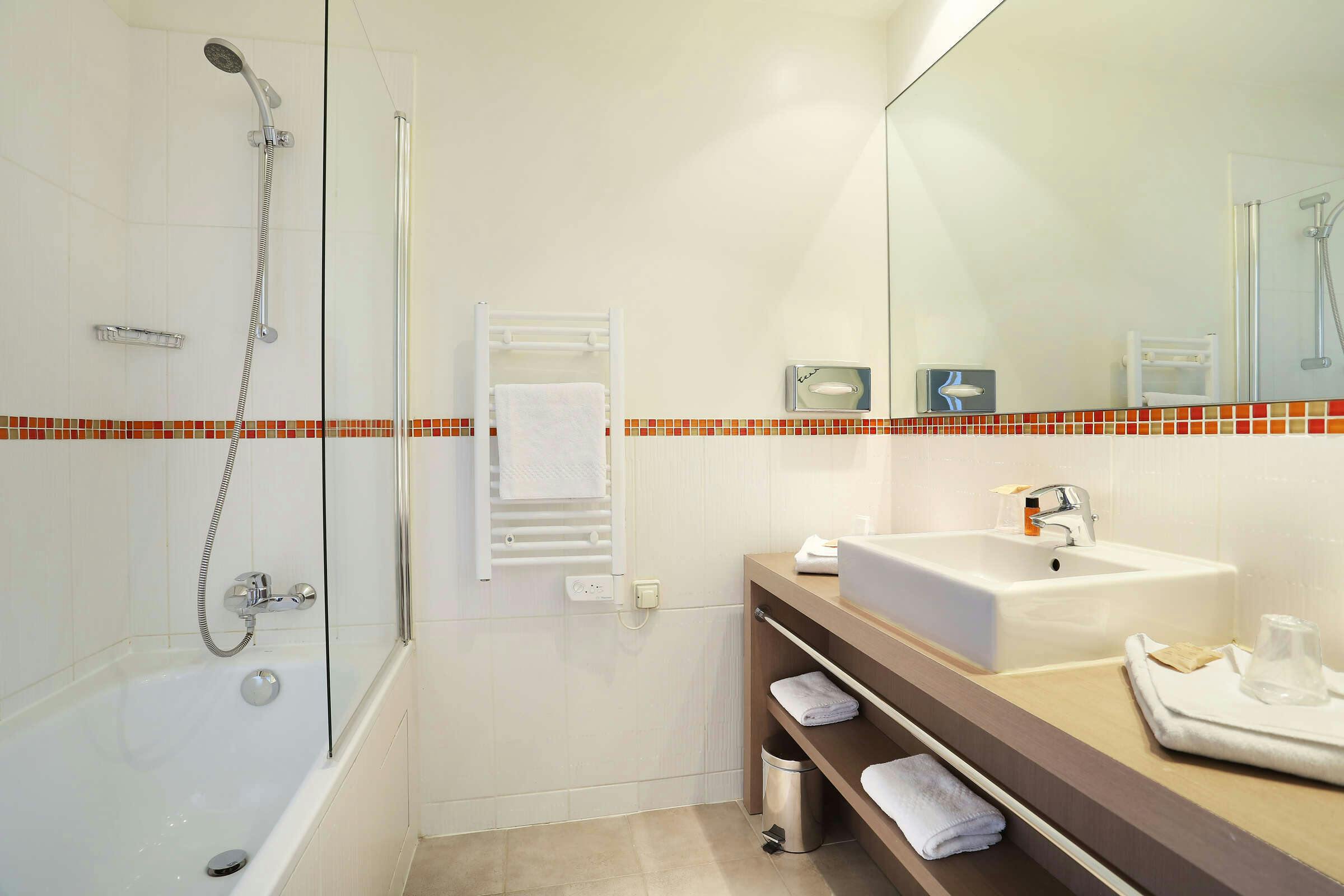 Hotel Le Grand Hotel de Normandie photo 1