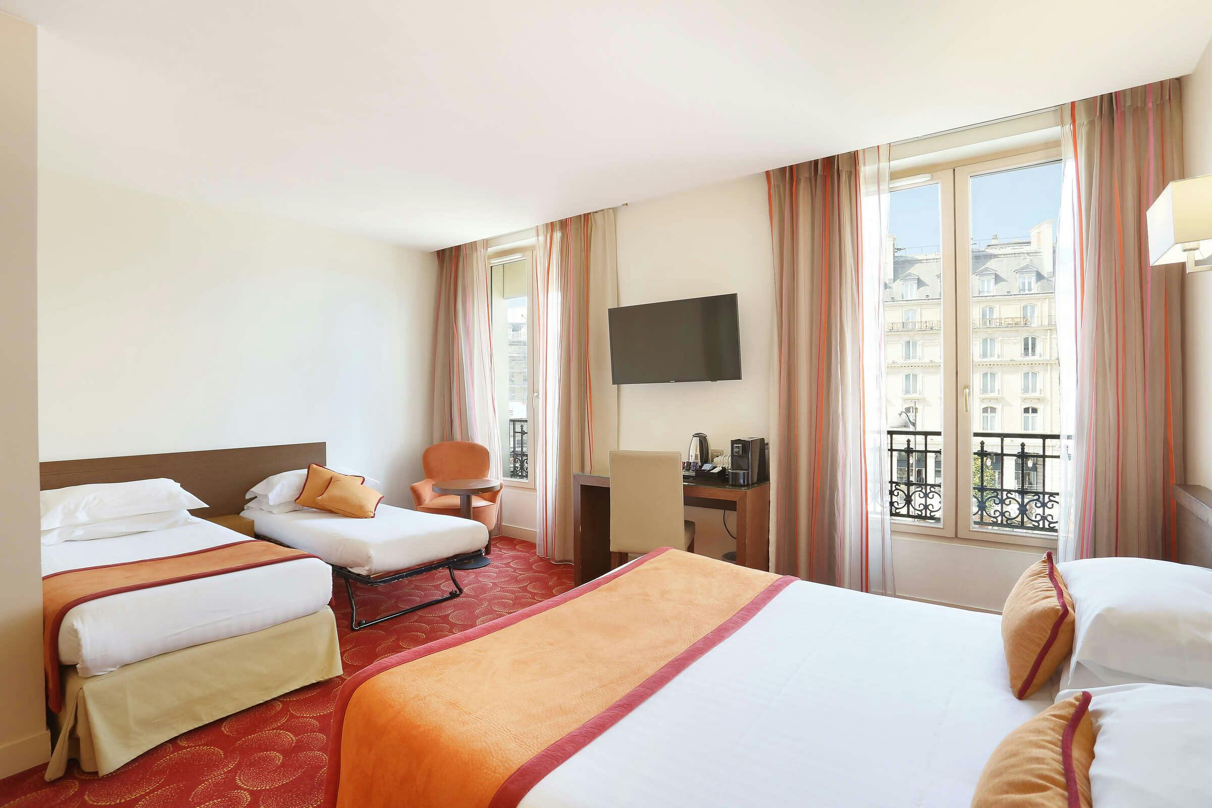 Hotel Le Grand Hotel de Normandie photo 4