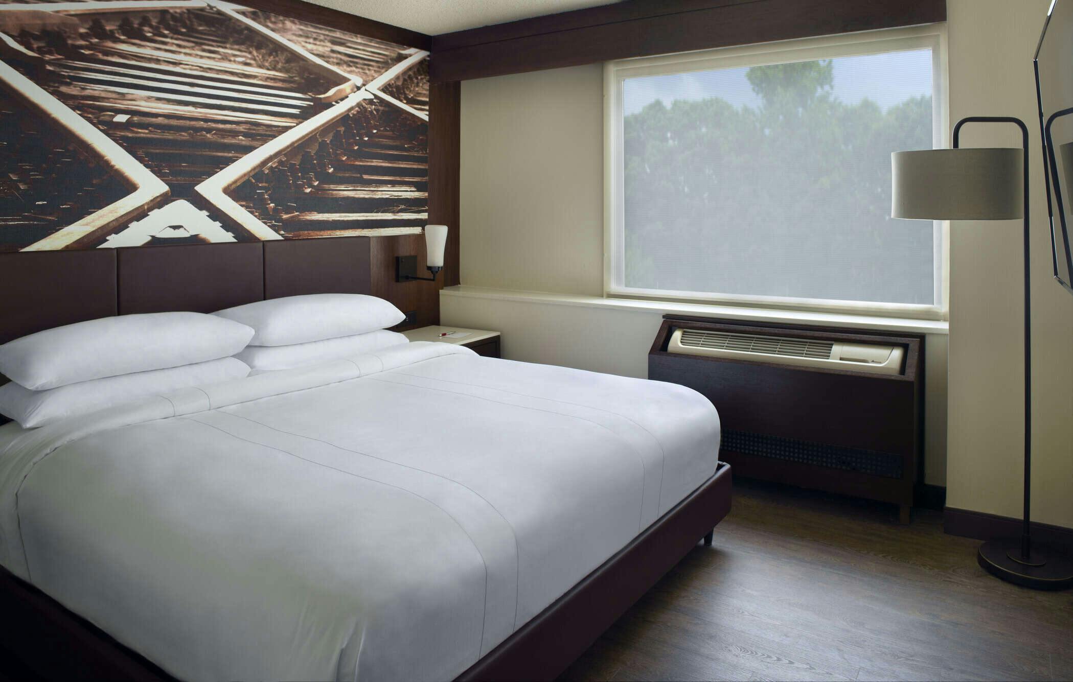 Hotel Atlanta Marriott Peachtree Corners photo 1