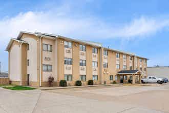 Hotel Super 8 Evansville East photo 1