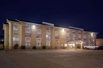 Hotel Super 8 Evansville East photo 3