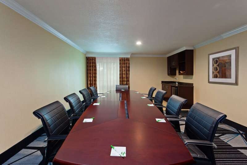 Hotel Holiday Inn & Suites SAN MATEO-SAN FRANCISCO SFO by IHG photo 4