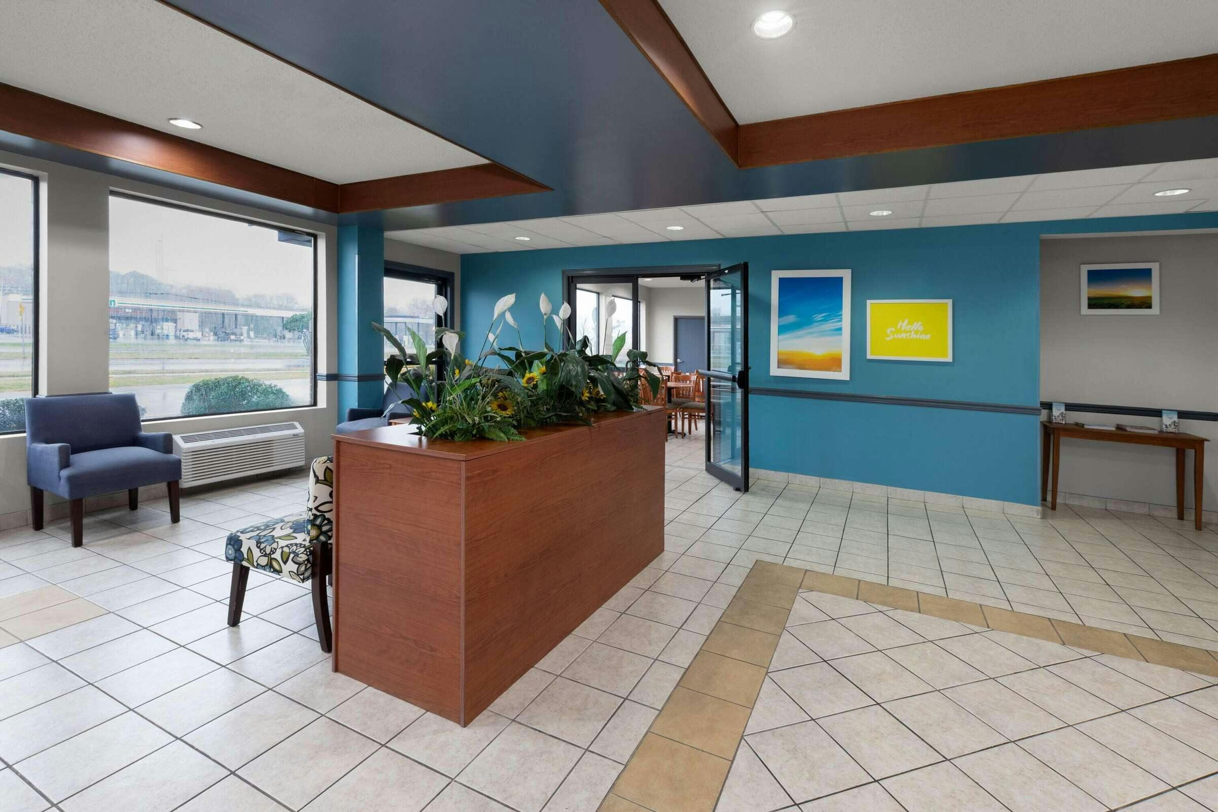 Hotel Days Inn and Suites Seaford photo 1