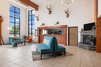 Hotel Howard Johnson Oacoma photo 3