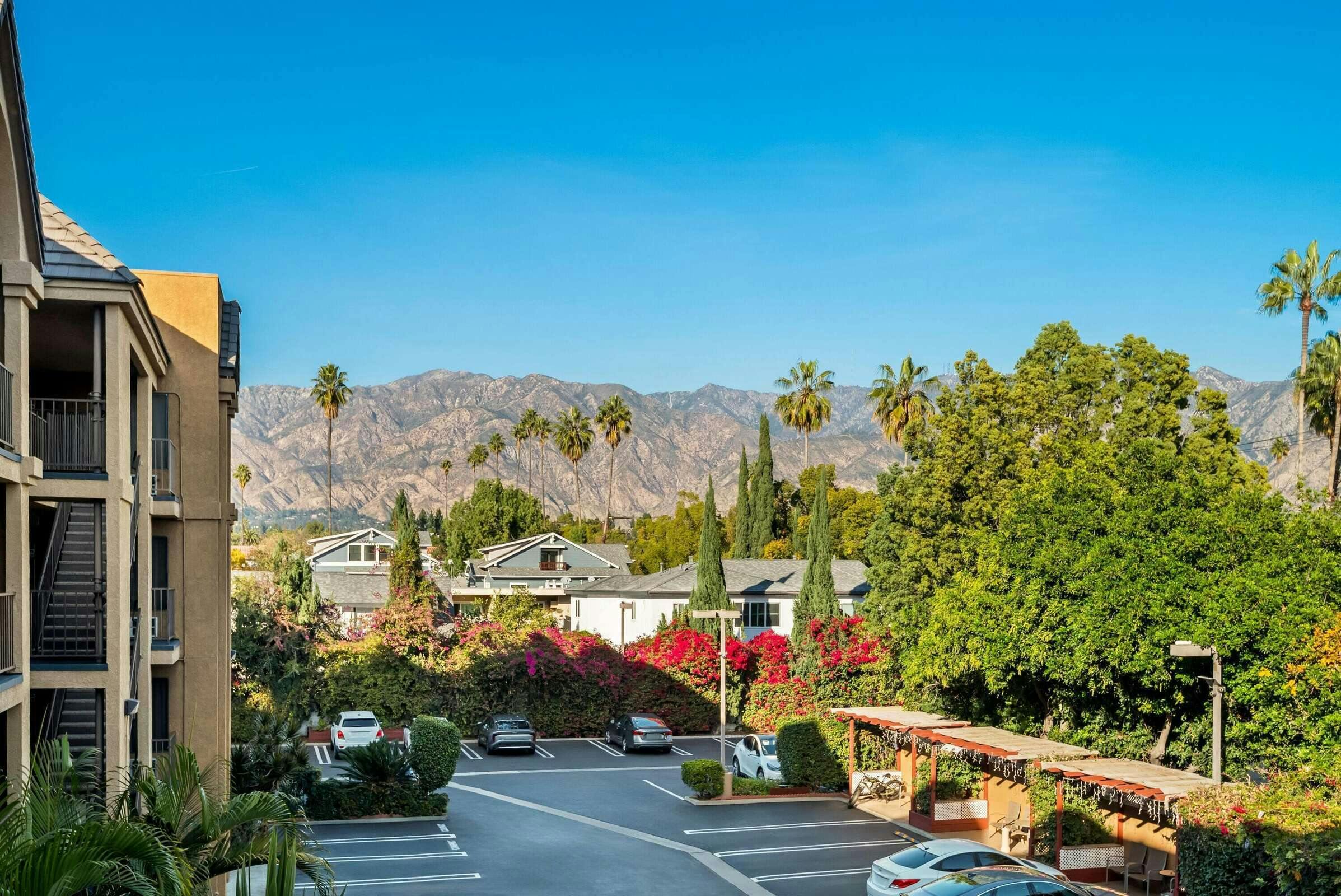 Hotel HoJo Pasadena photo 1