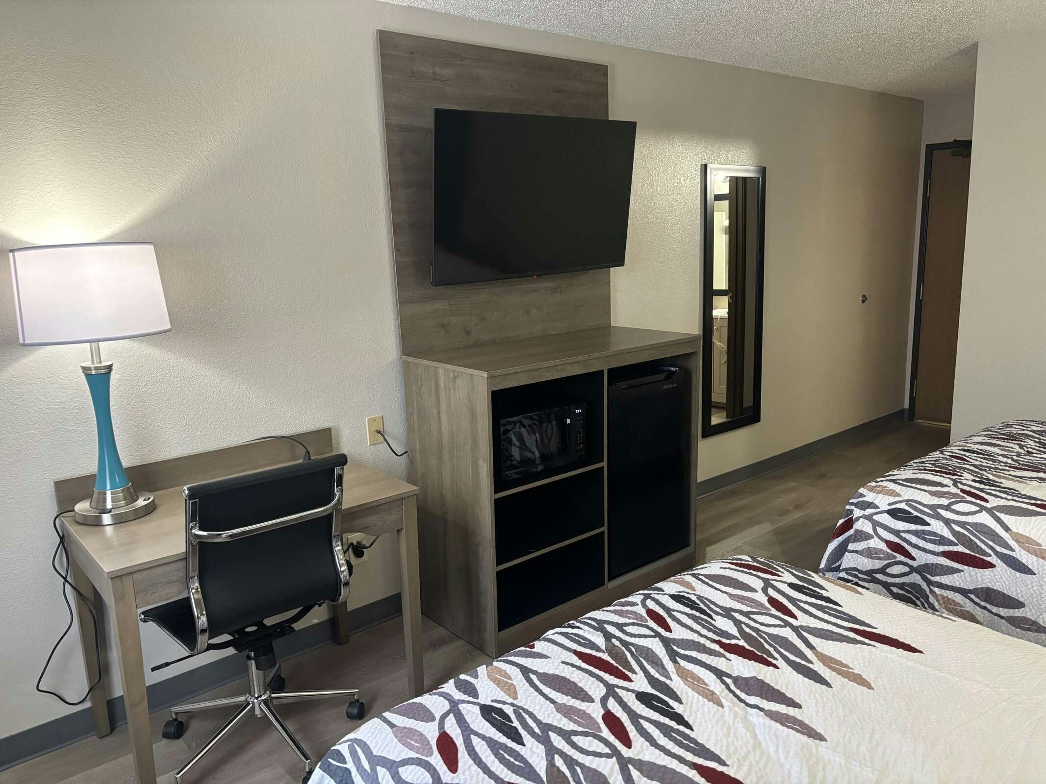 Hotel Red Roof Inn & Suites Hammond, IN photo 5