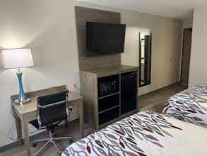 Hotel Red Roof Inn & Suites Hammond, IN photo 5