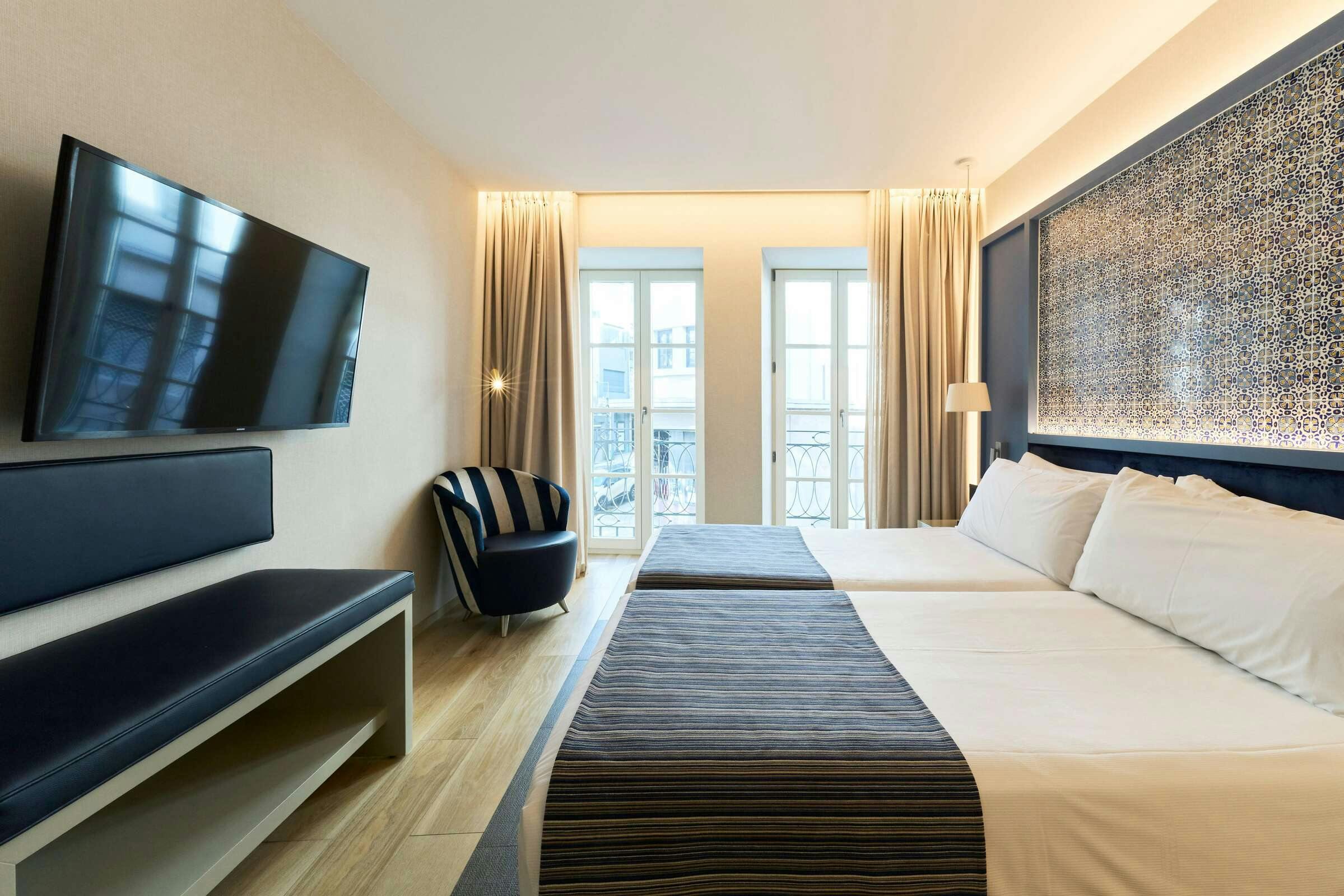 Hotel Catalonia Porto photo 2