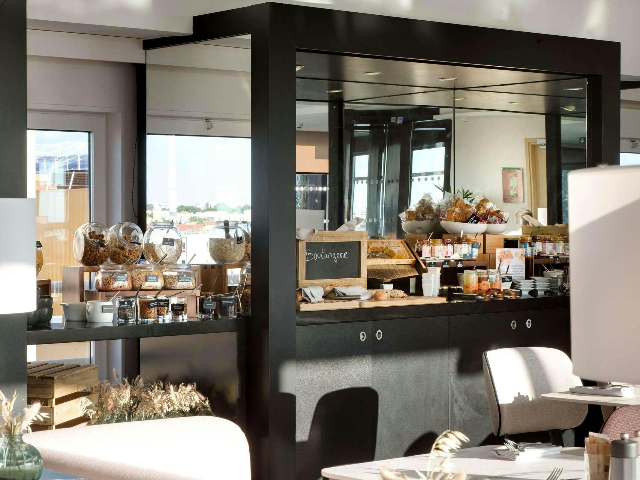 Hotel Pullman Montpellier Centre photo 2