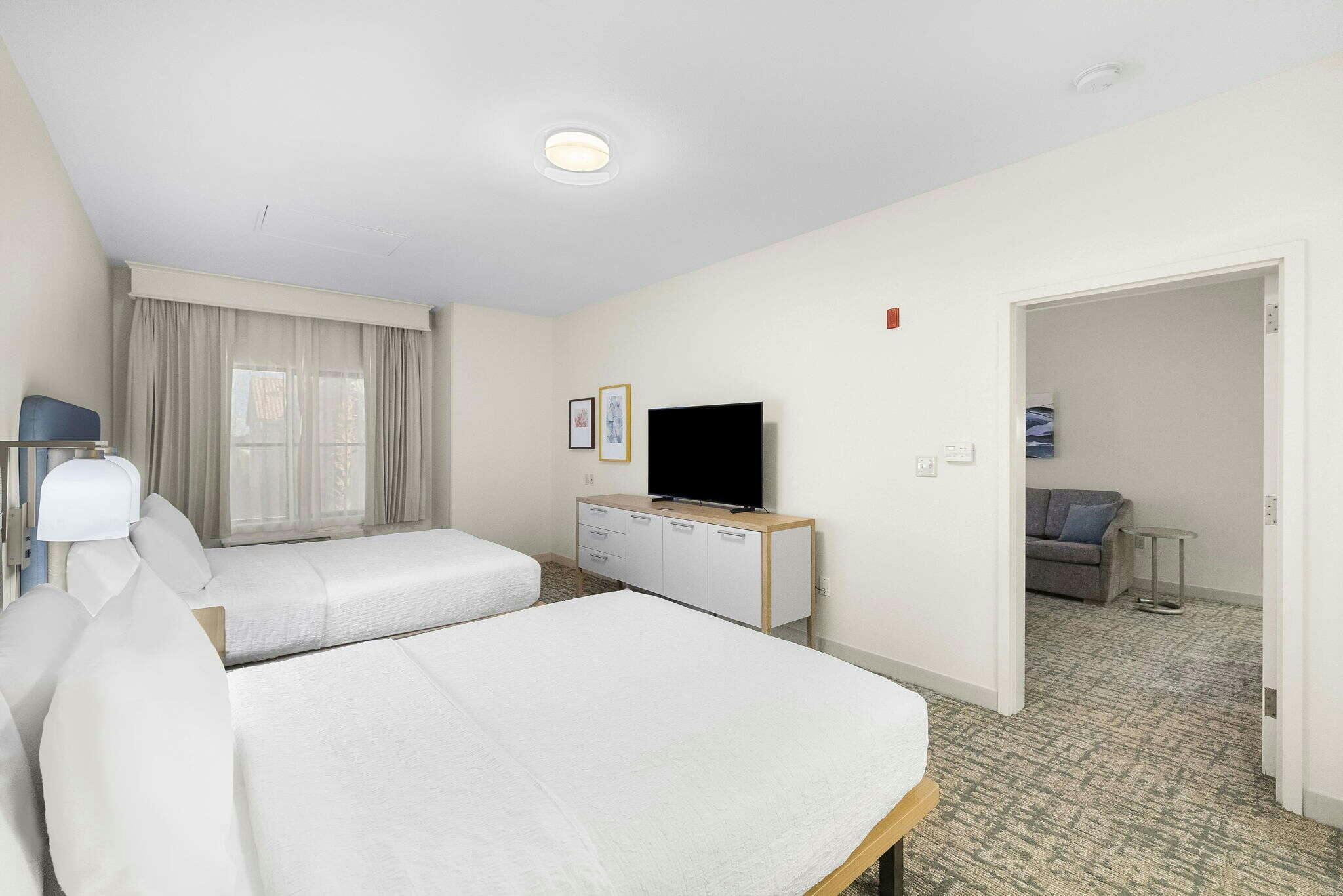 Hotel Homewood Suites By Lancaster, CA photo 3