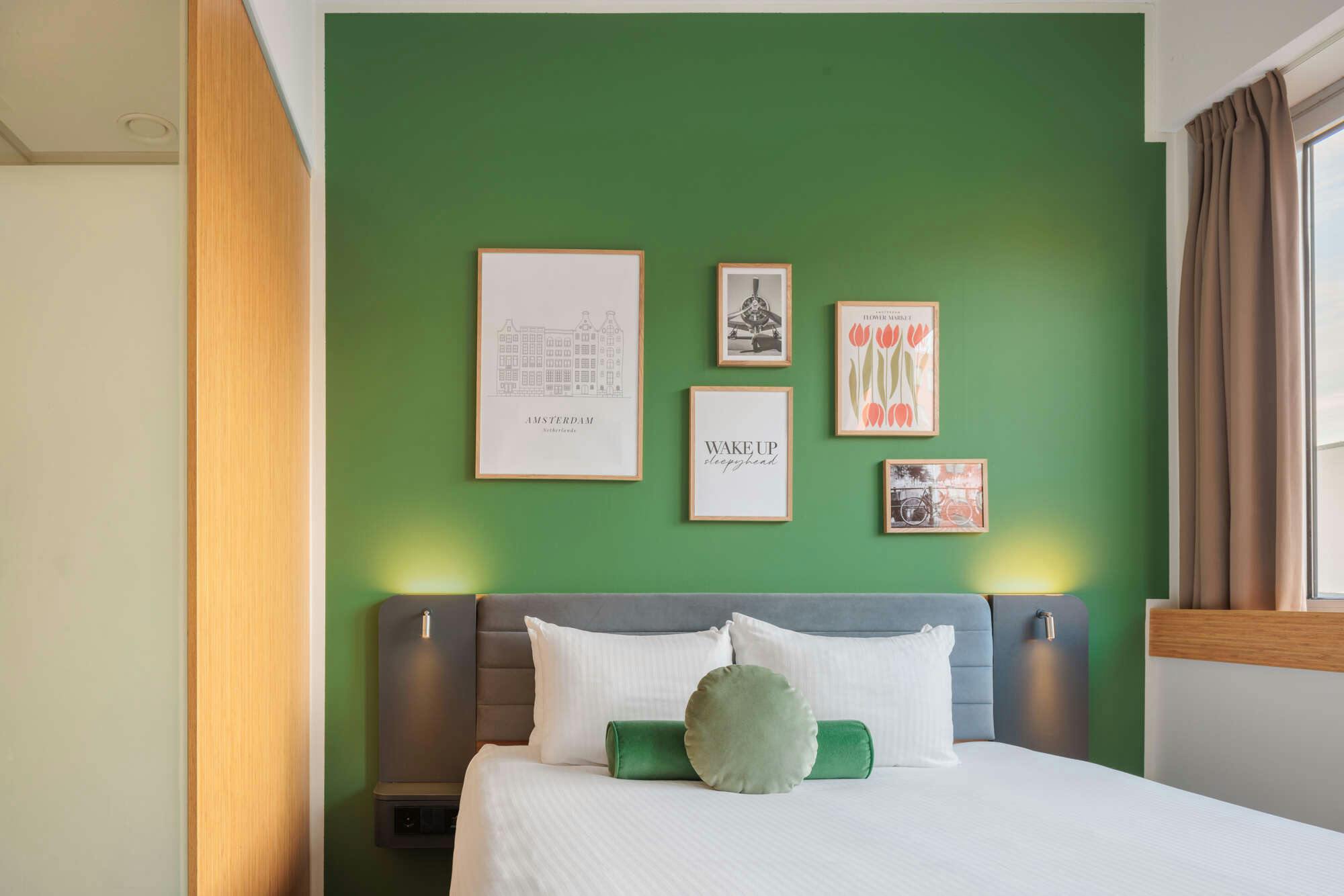 Hotel Maxhotel Amsterdam Schiphol Airport photo 4