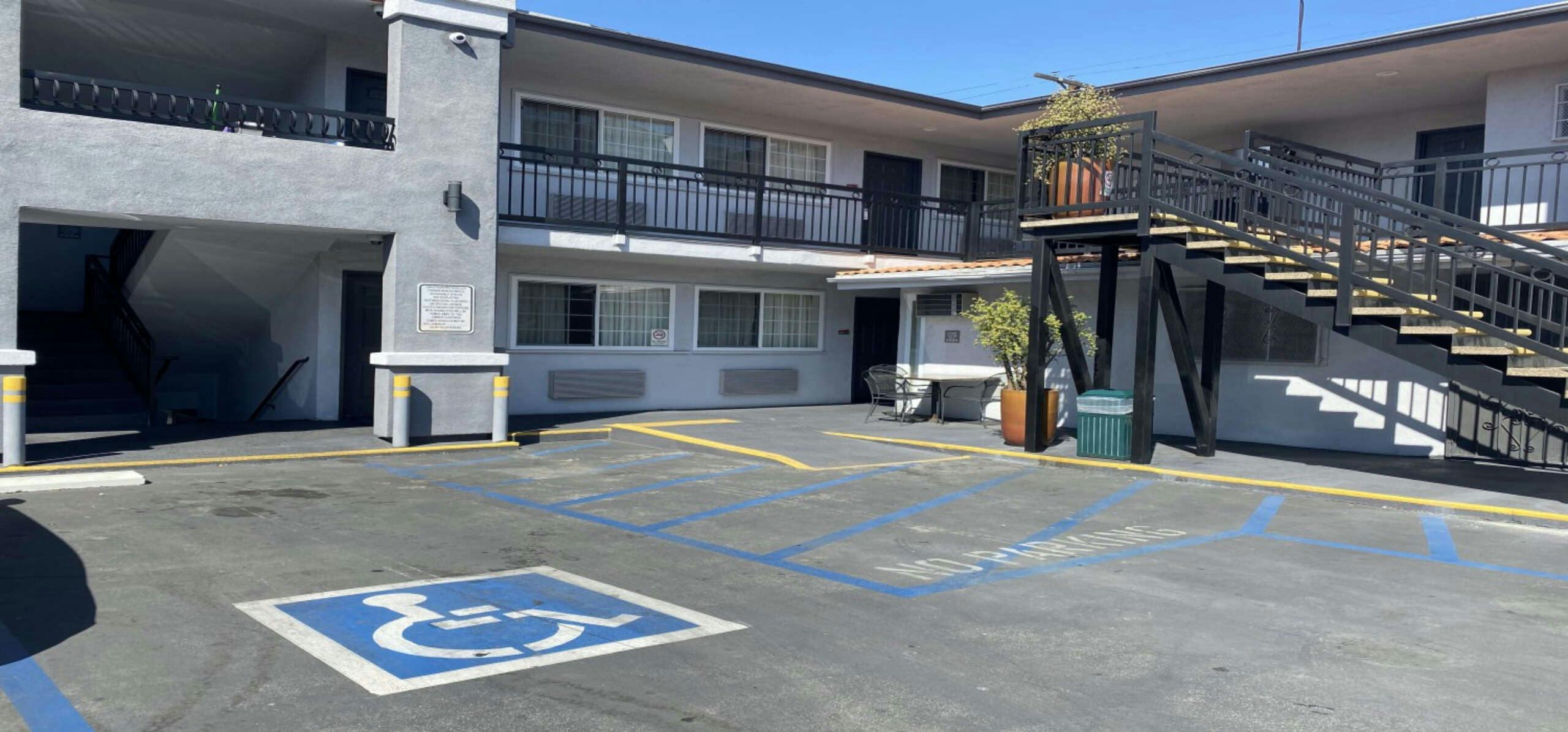 Hotel The Lexmar photo 1