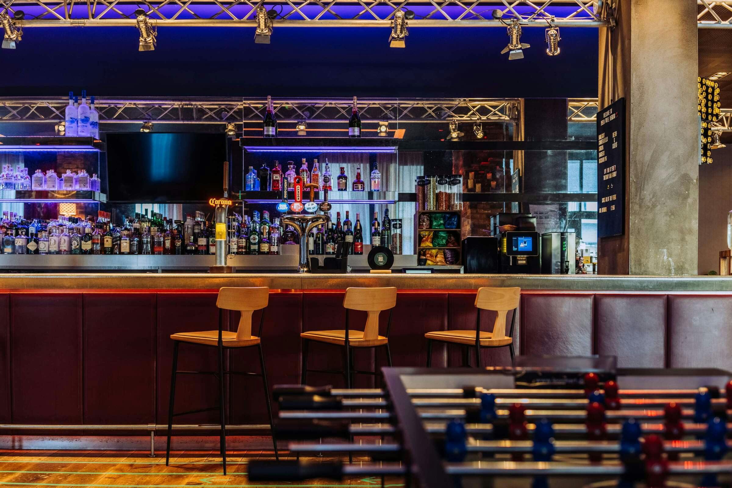 Hotel pentahotel Reading photo 3