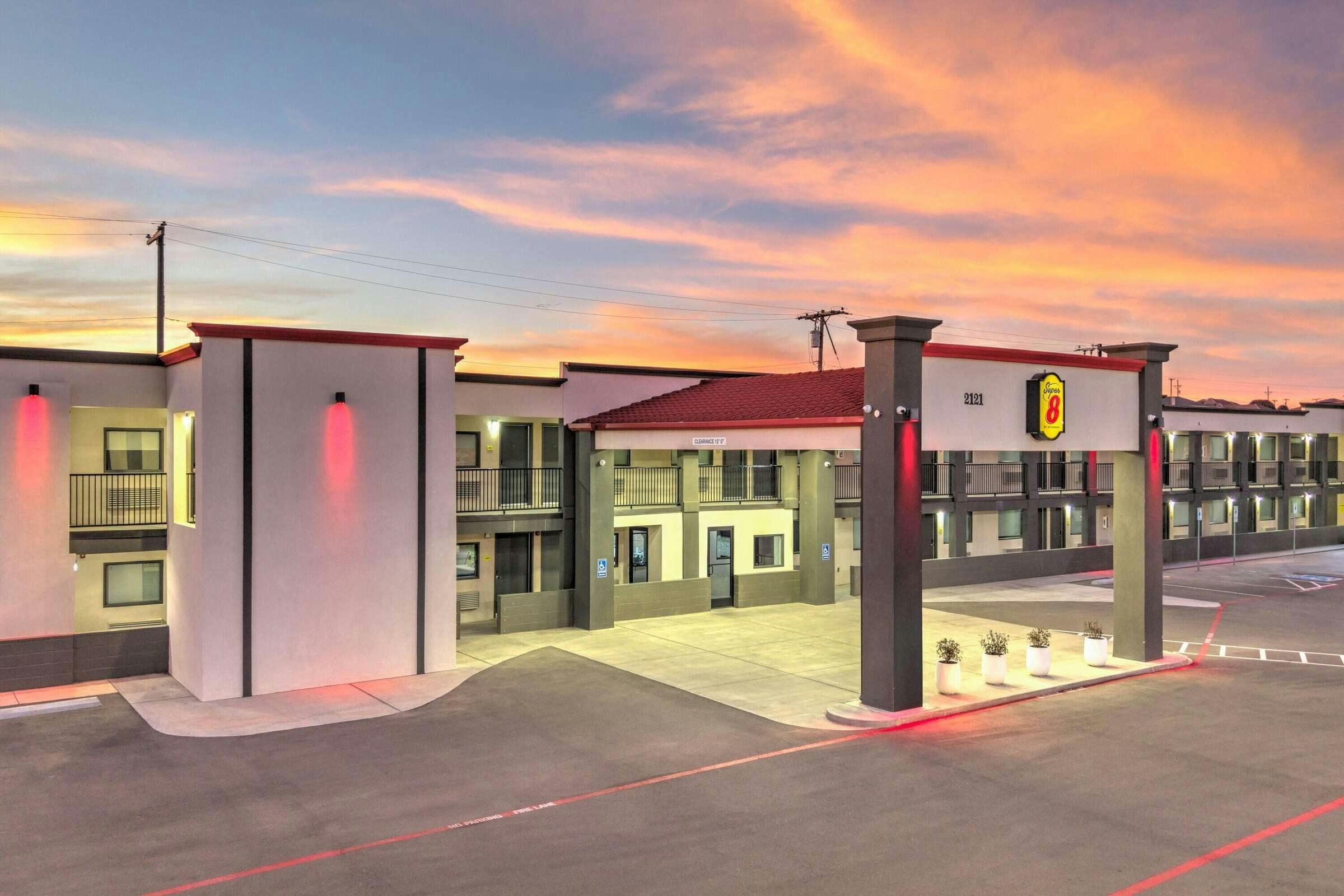 Hotel Super 8 Lubbock Airport photo 3