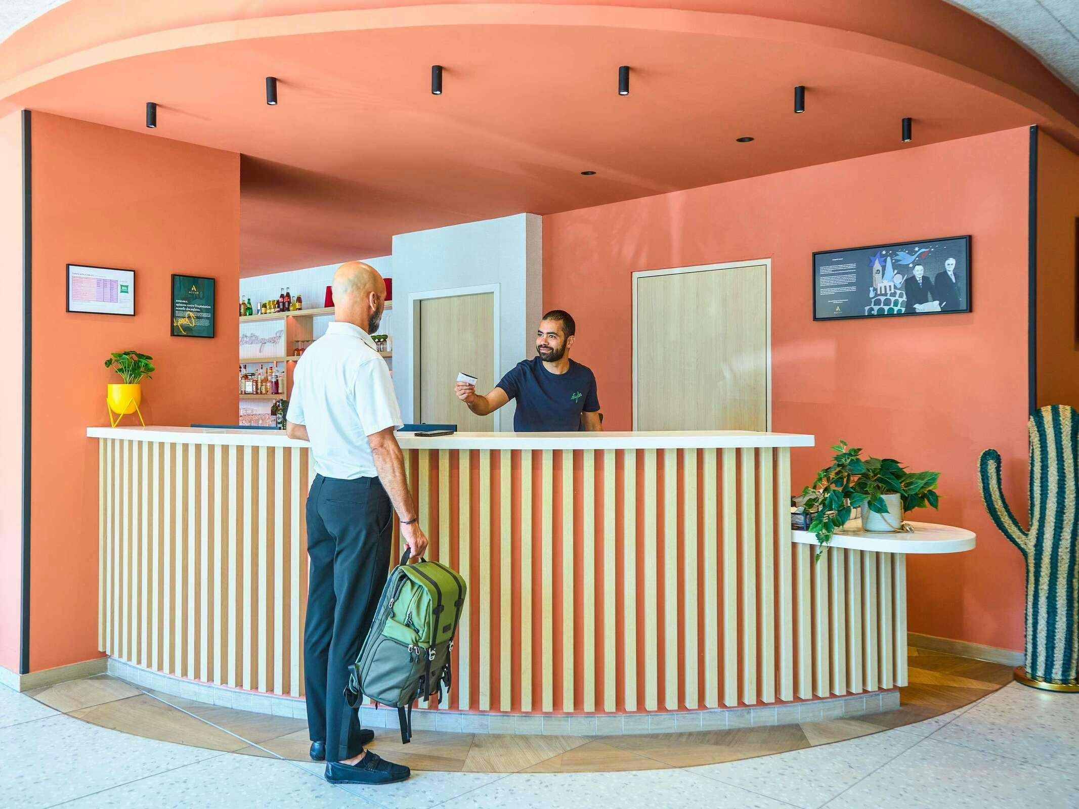 Hotel Ibis Styles Marseille Palais Des Congrès Vélodrome photo 4