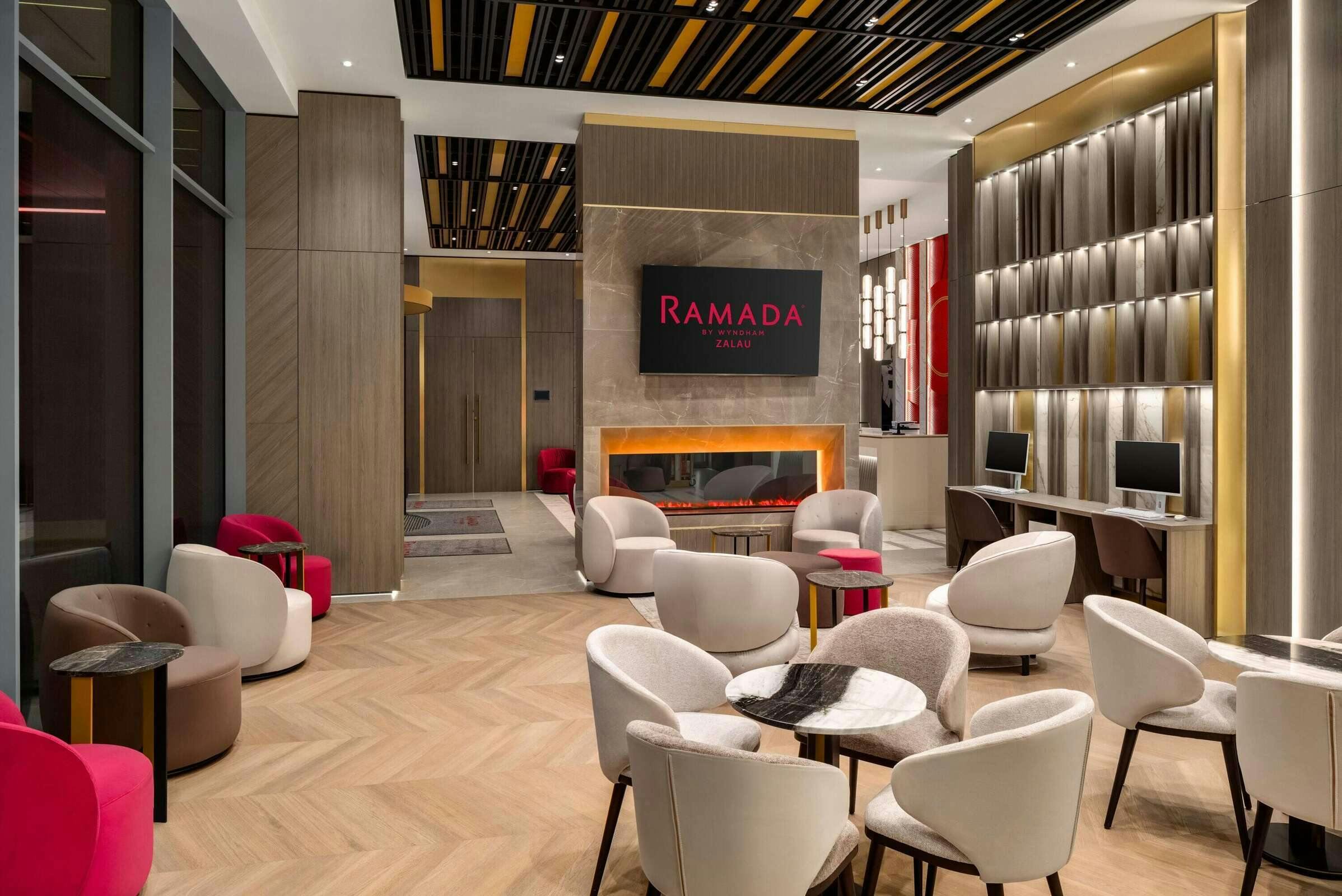 Hotel Ramada Zalau photo 2