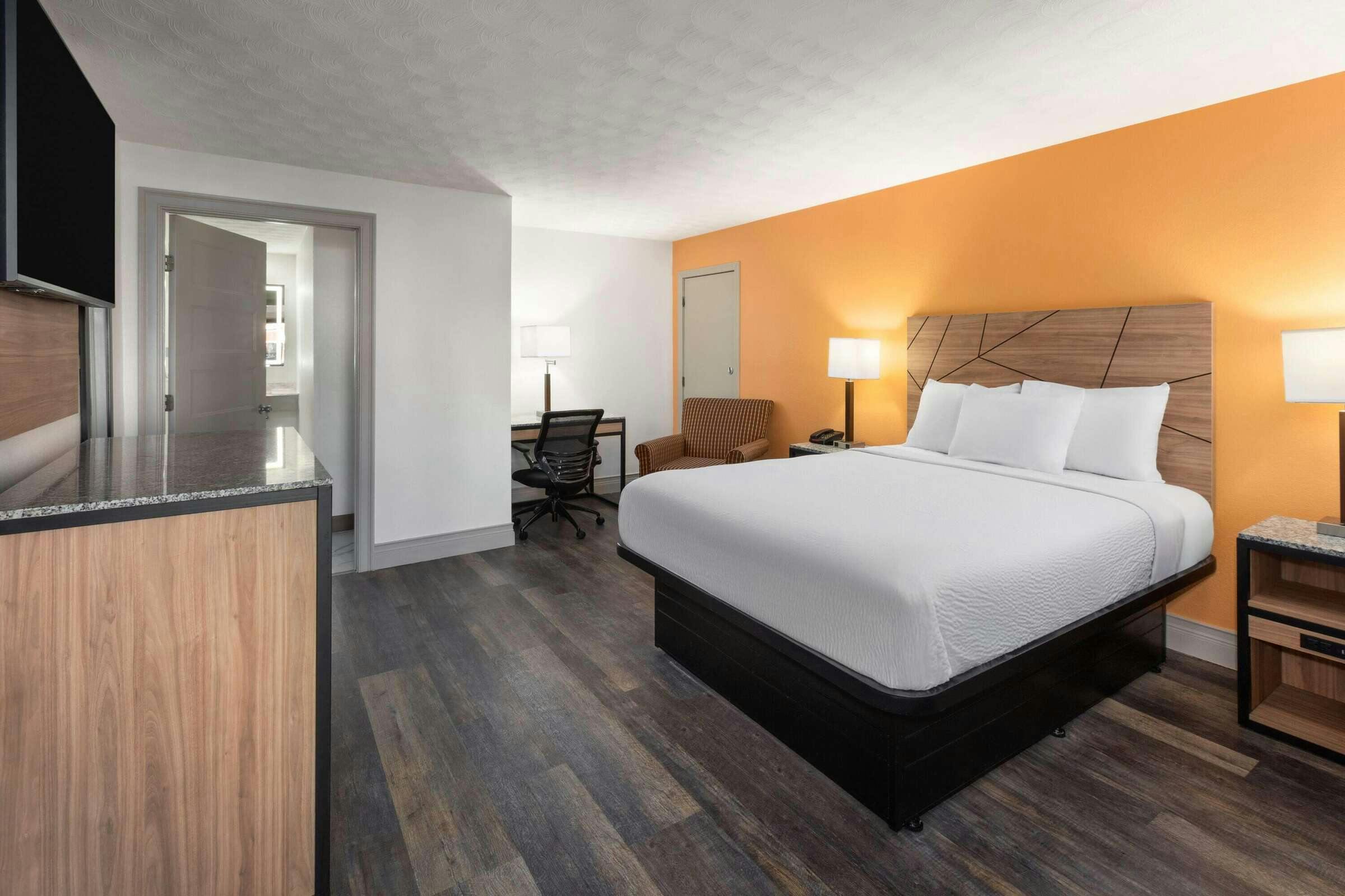 Hotel Howard Johnson Malden Boston photo 2