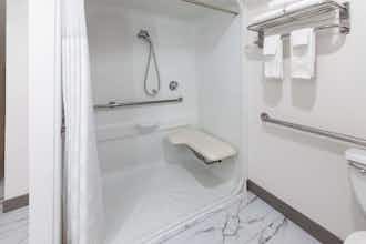 Hotel Howard Johnson Malden Boston photo 4