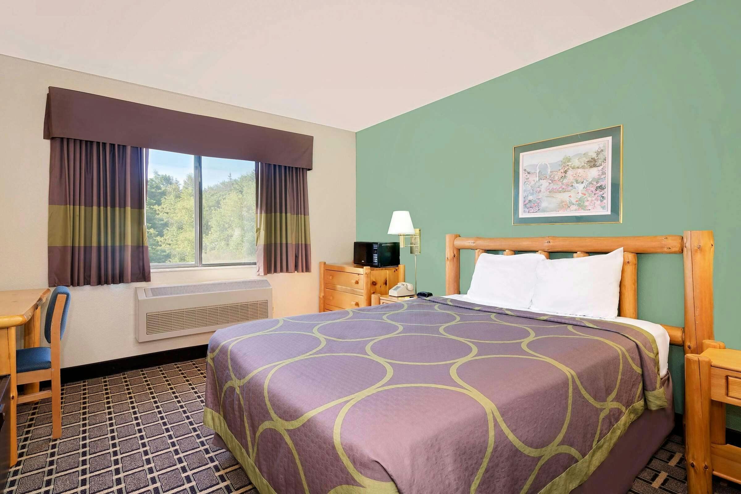 Hotel Super 8 Cloquet photo 2