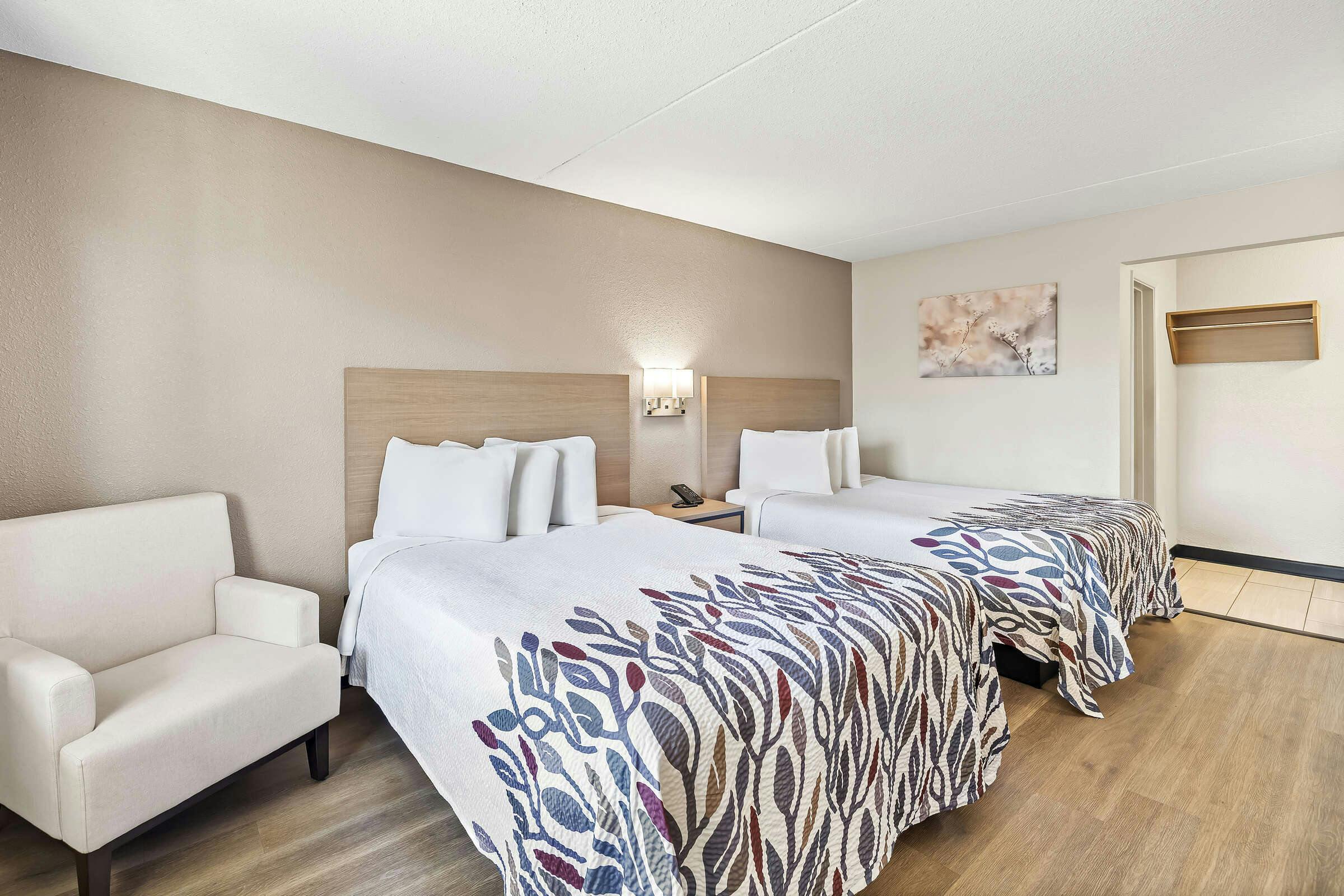 Hotel Red Roof Inn Tucson - Vail photo 3