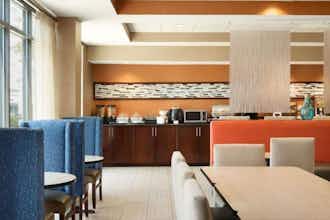 Hotel Independent (Sphc) Townhome Inn & Suites By Ihg photo 1