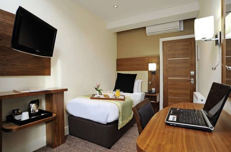 Hotel Independent (Sphc) London Bloomsbury Square Hotel By Ihg photo 1