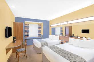 Hotel Microtel Rochester Aprt photo 1