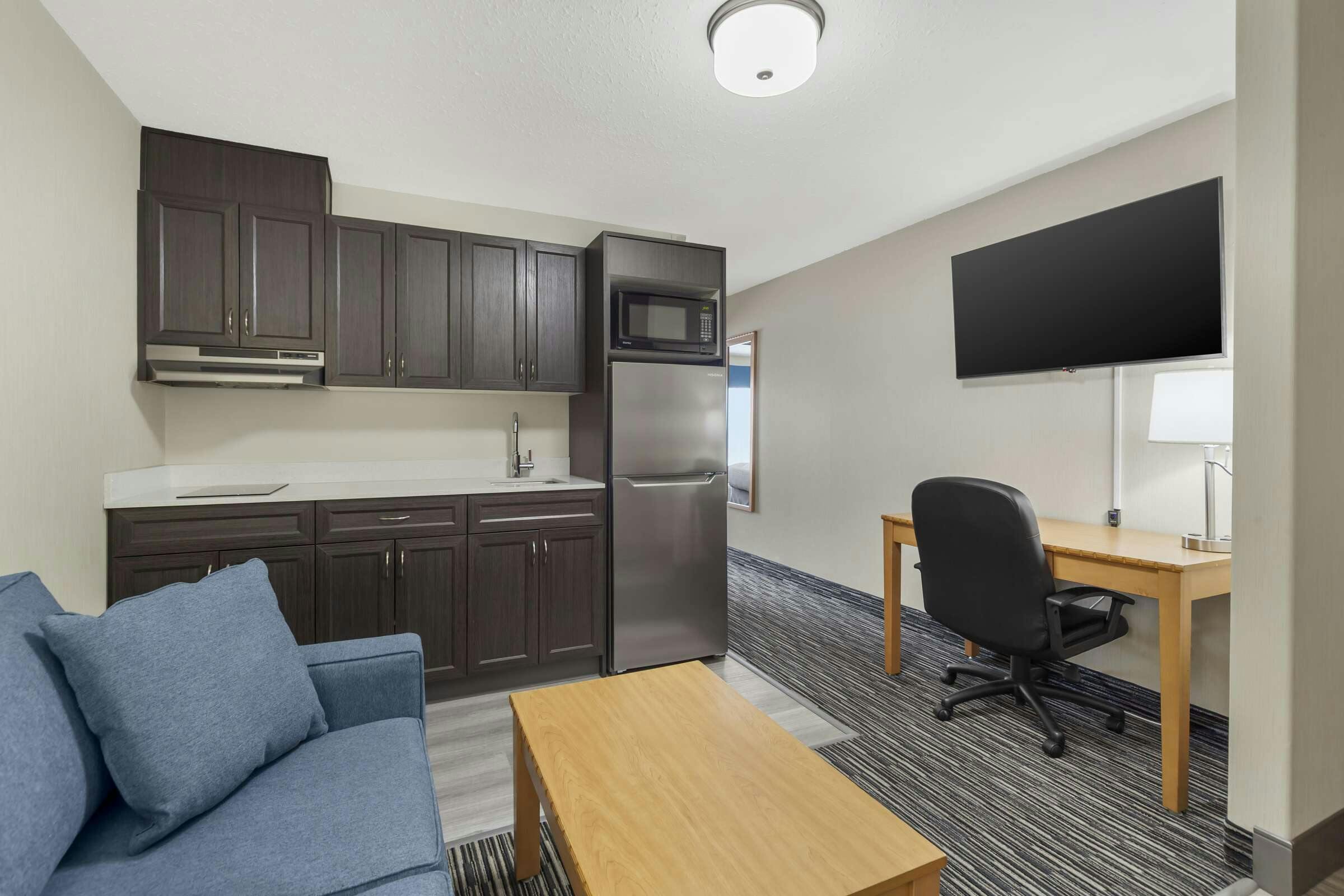 Hotel Best Western Grande Prairie Hotel & Suites photo 1