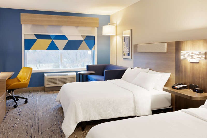 Hotel Holiday Inn Express & Suites Raleigh West Lenovo Center By Ihg photo 1