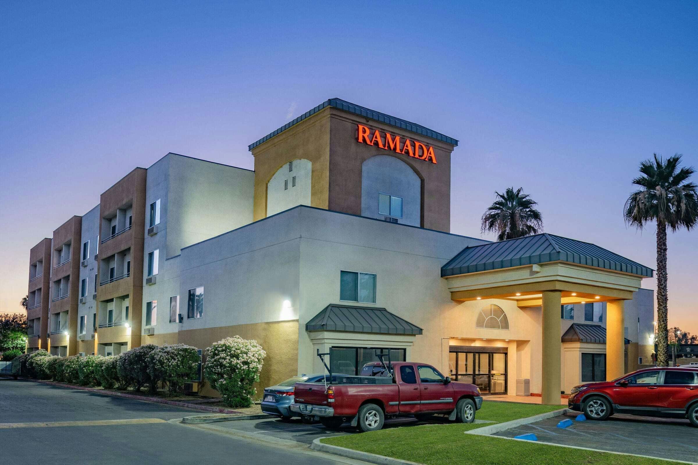 Hotel Ramada Bakersfield North photo 3