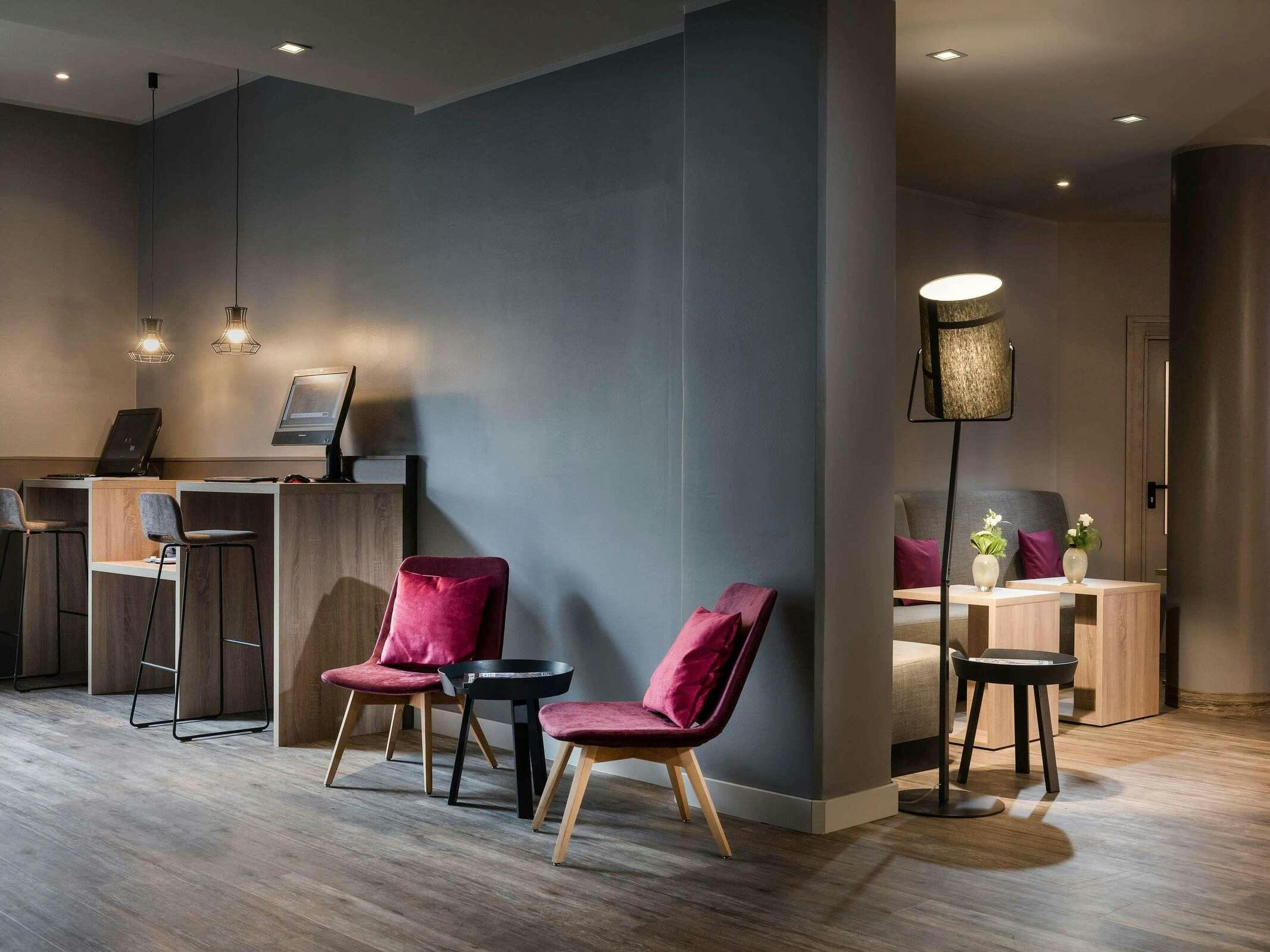 Hotel Mercure Hotel München Neuperlach Süd photo 2