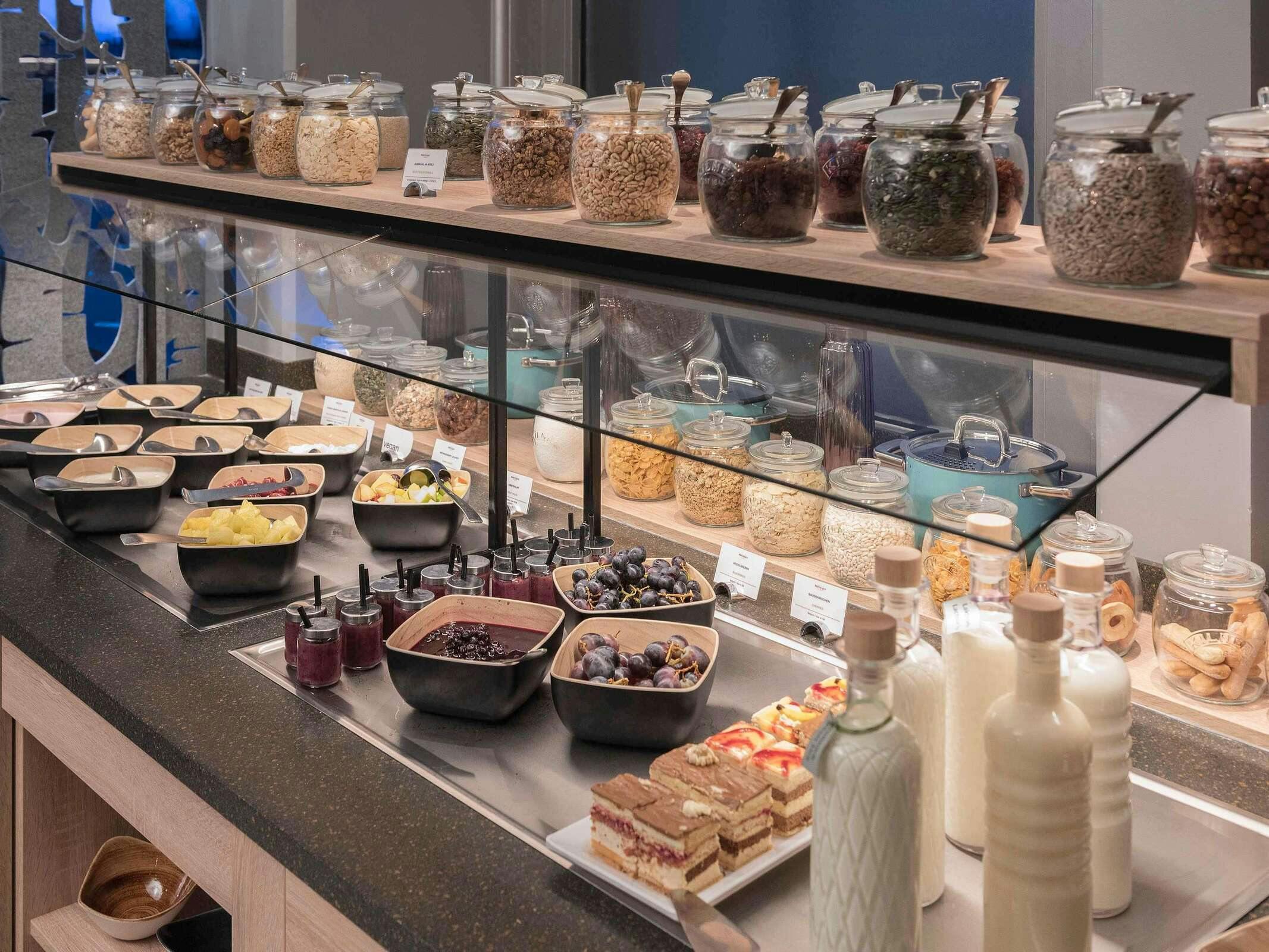 Hotel Mercure Hotel München Neuperlach Süd photo 4