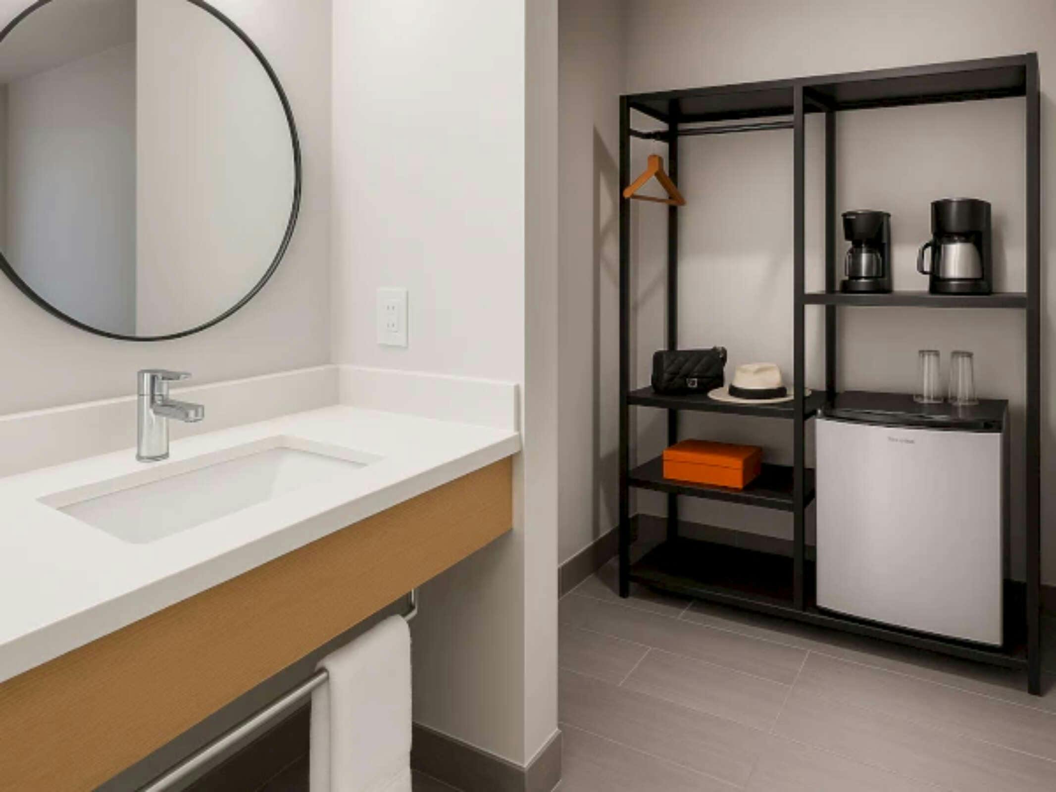 Hotel The Live Hotel photo 3