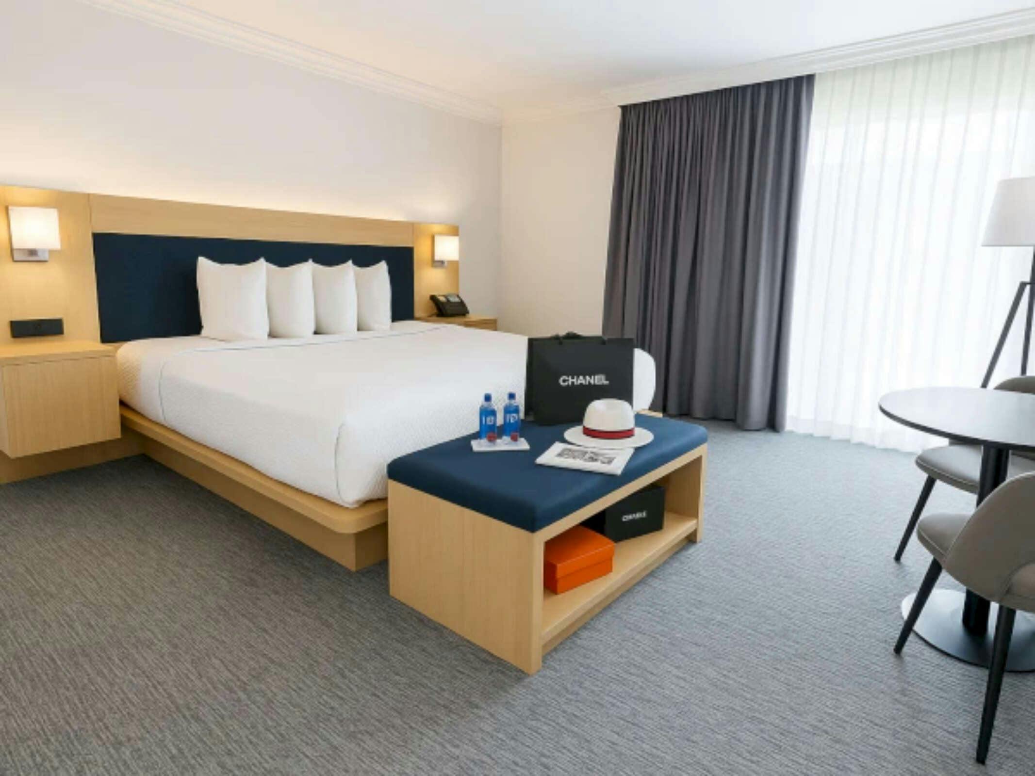 Hotel The Live Hotel photo 5