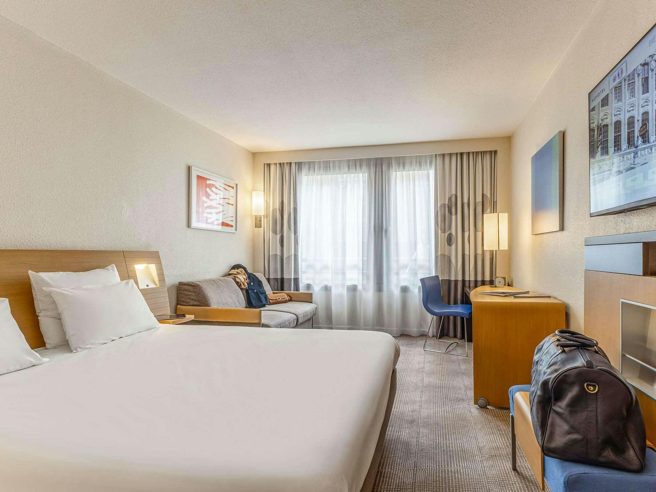 Hotel Novotel Lille Centre Gares photo 1