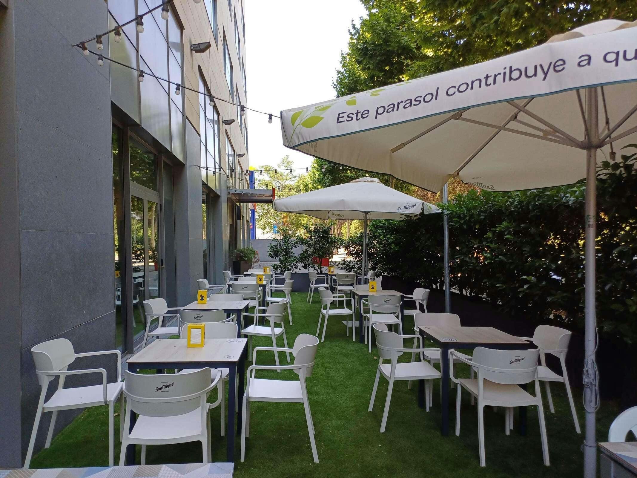 Hotel Ibis Barcelona Mollet photo 1