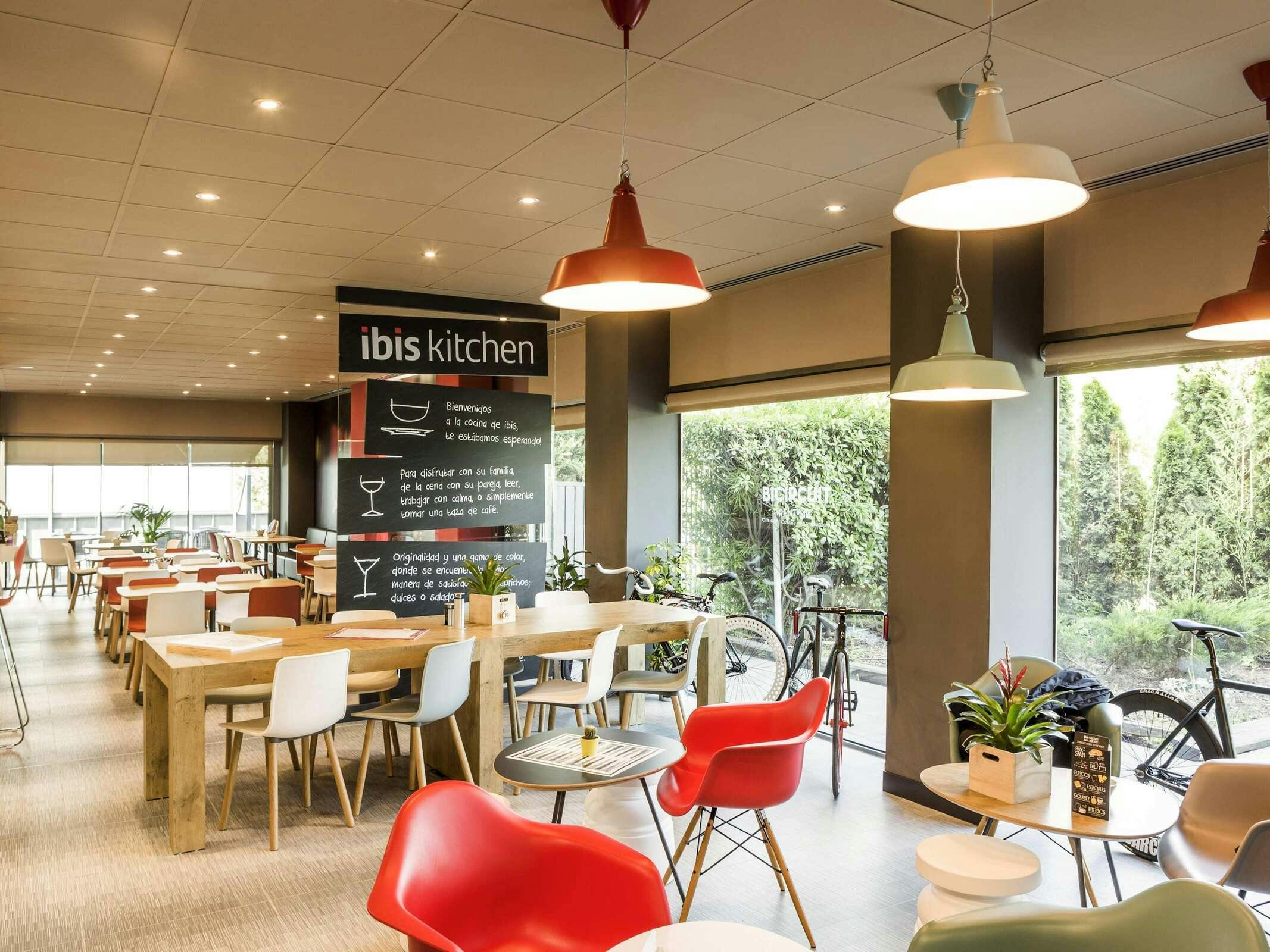 Hotel Ibis Barcelona Montmelo Granollers photo 1