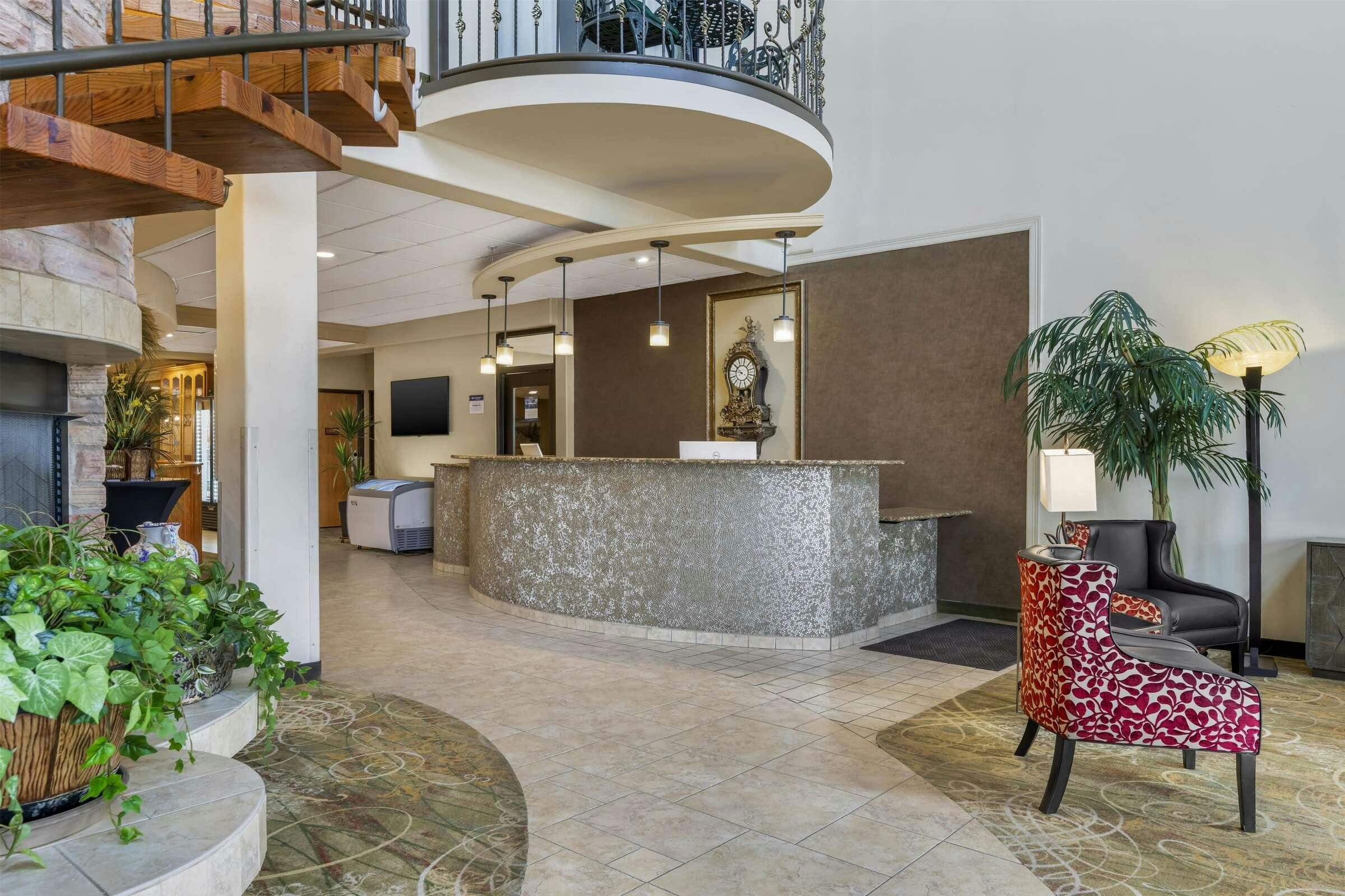 Hotel Best Western Plus Swiss Chalet Hotel & Suites photo 3