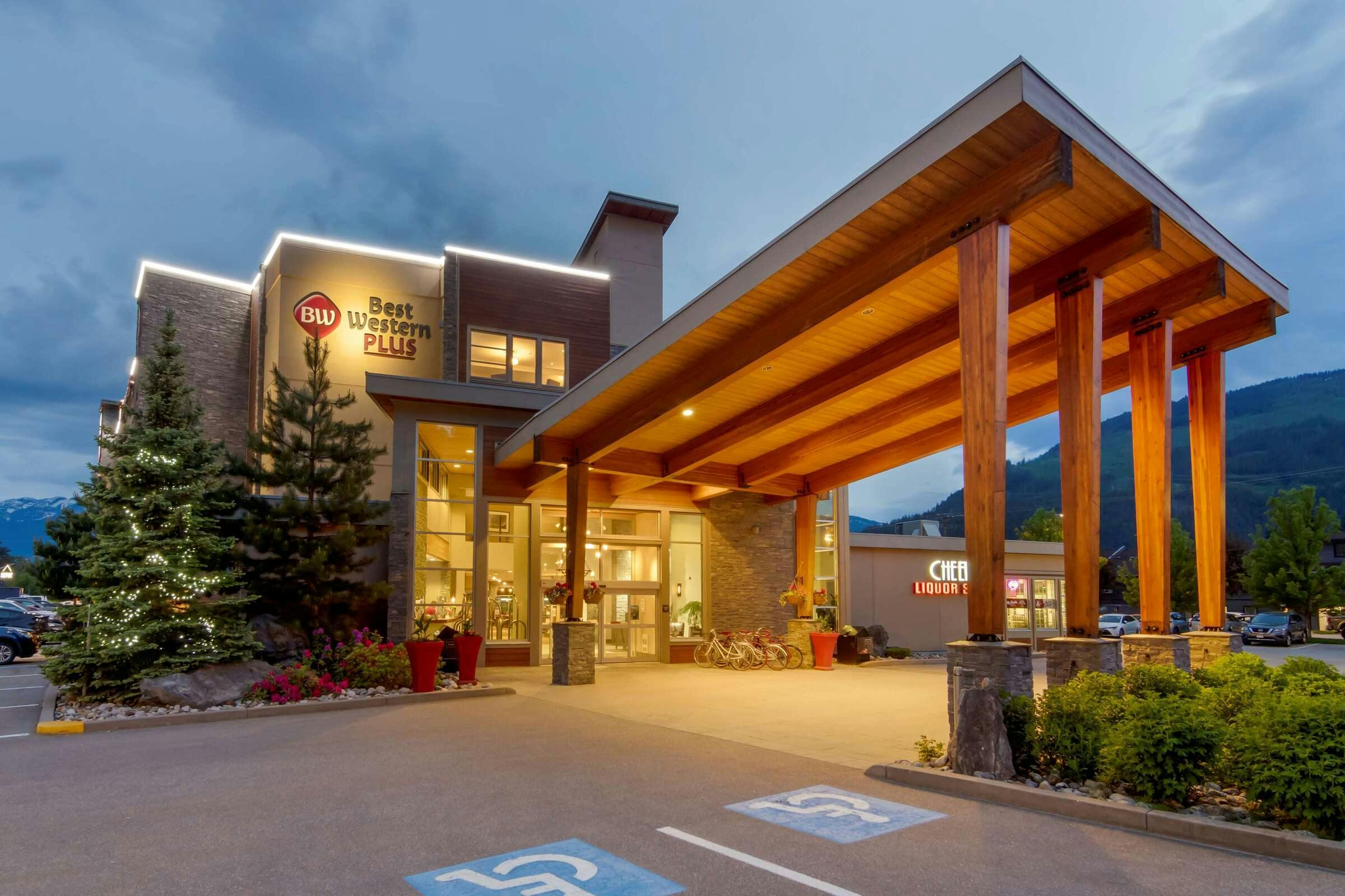 Hotel Best Western Plus Revelstoke photo 2