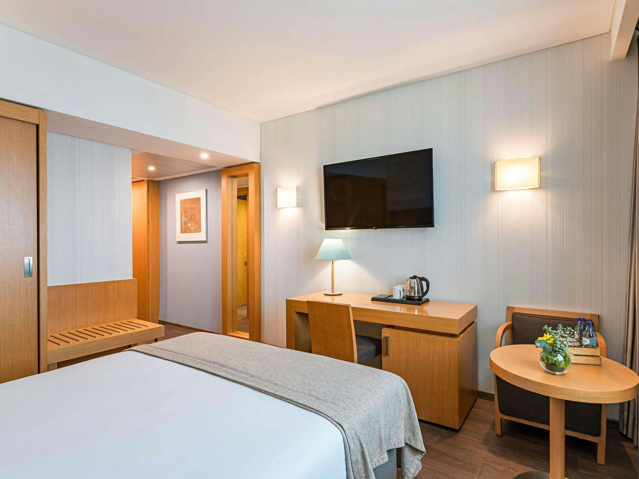 Hotel Mercure Lisboa Almada Hotel photo 4