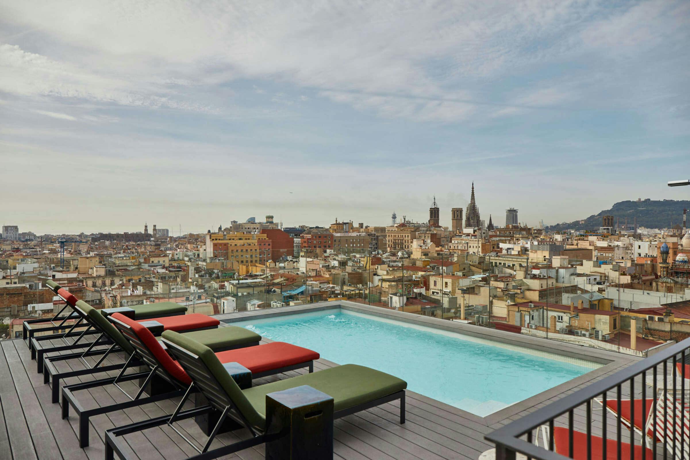 Uma House by Yurbban Trafalgar.